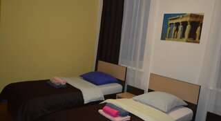 Апарт-отель Афины Сыктывкар Улучшенный двухместный номер с 2 отдельными кроватями-1